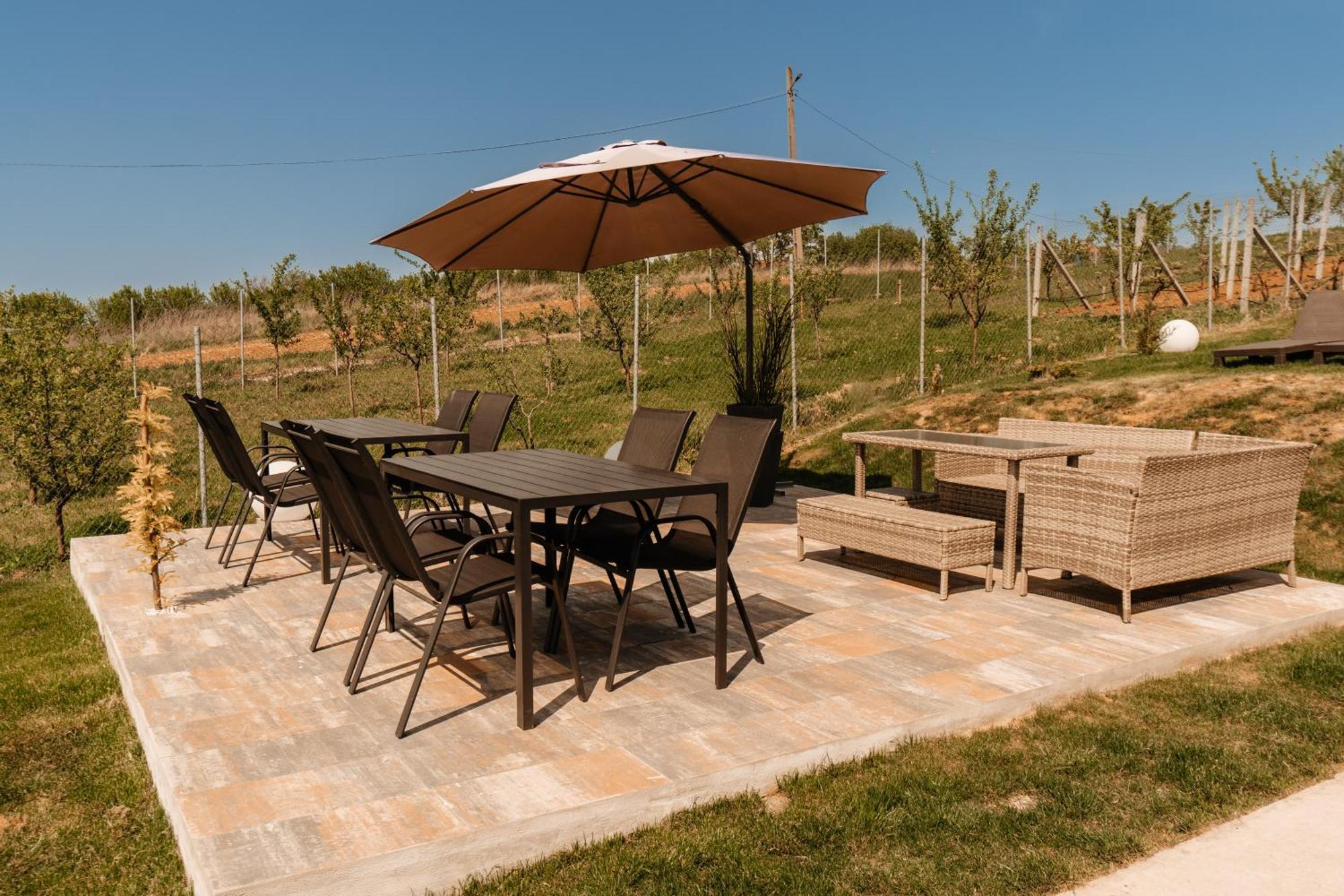 Cavo Village- Cabins Rental Baile 1 Mai Rontau Ngoại thất bức ảnh